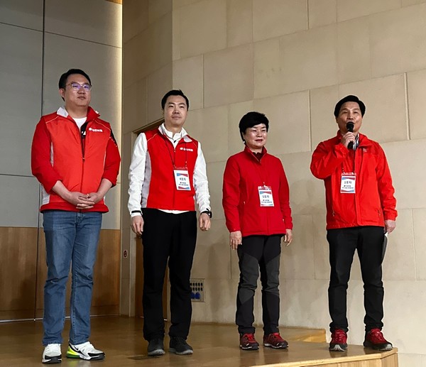 부천시의회 김건, 장성철, 김미자 의원과 서영석 당협위원장(왼쪽부터)